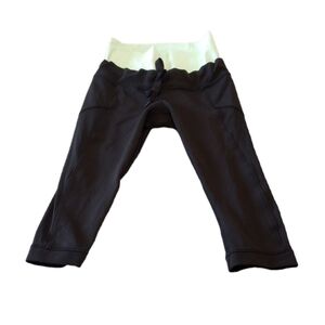 LuluLemon Womens Cropped Leggings Sz 6 Black Green Band Workout Exercise Lifting